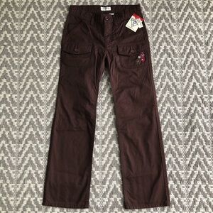 Oshkosh B’gosh girls brown pant with small floral embroidered detail size 10